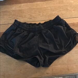 Lululemon black hotty hot low rise shorts